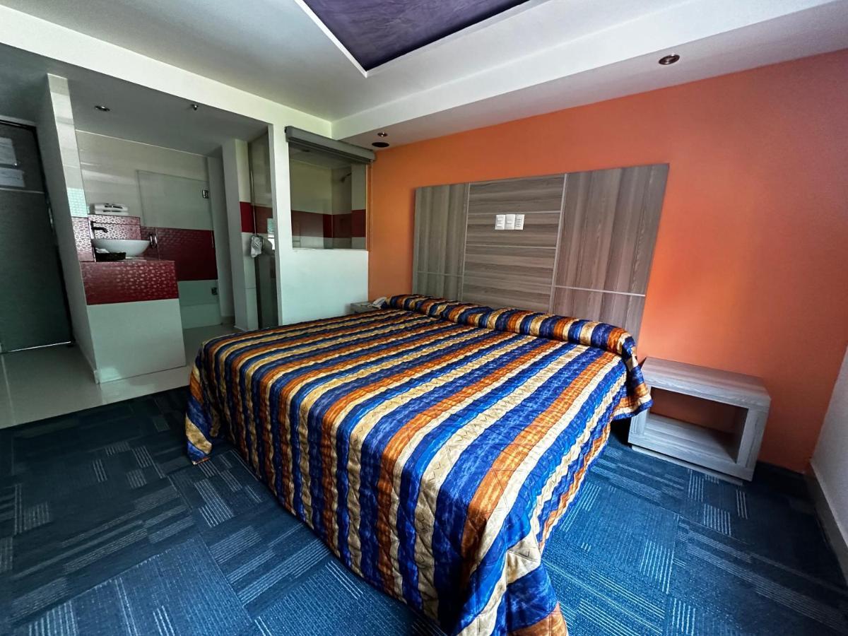 Hotel Rossel Plaza Мехико Экстерьер фото